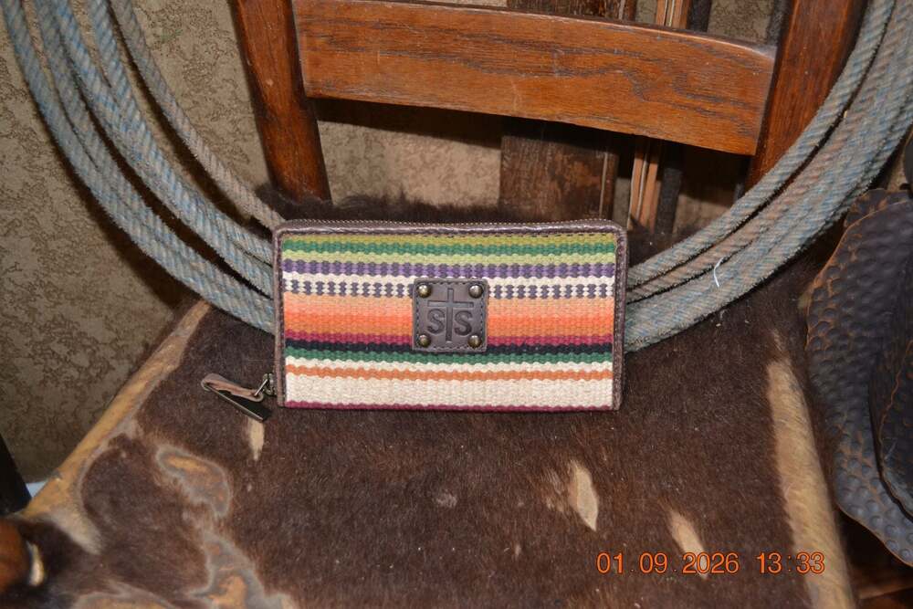 STS Ranchwear Serape Zip Around Wallet